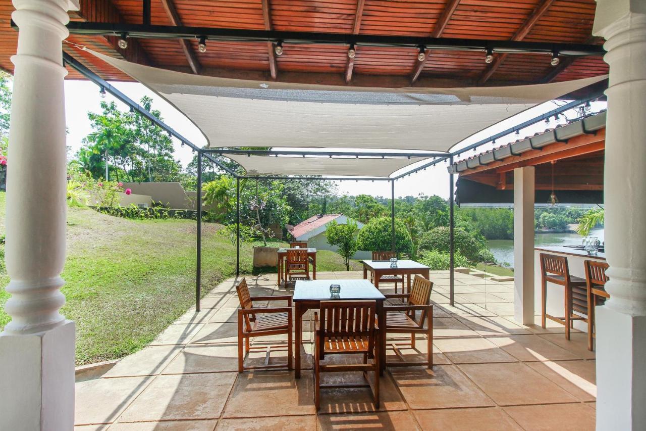 Kalla Bongo Lake Resort Хиккадува Экстерьер фото